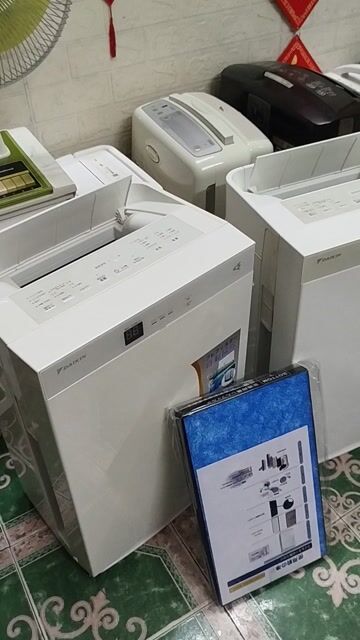Máy lọc không khí Daikin bù ẩm Trắng HEPA. Mua bán Nội thất, đồ gia dụng khác tại Quận Hoàng Mai Hà Nội được đăng bởi TOÀN JAPAN hình 1