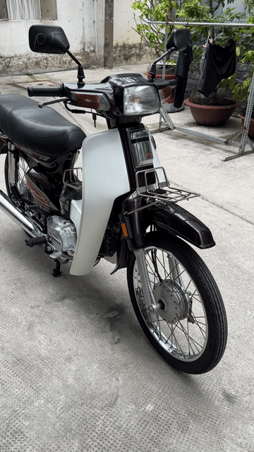 Honda Dream II Nâu trắng. Mua bán Xe máy tại Quận 3 Tp Hồ Chí Minh được đăng bởi Phạm thanh Trí  hình 1
