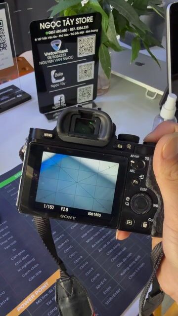 sony A7 mark1 kèm lens 50mm 1.8 giá tốt thanh lý. Mua bán Máy ảnh, Máy quay tại Thành phố Thủ Dầu Một Bình Dương được đăng bởi Ngọc Tây Tech hình 1
