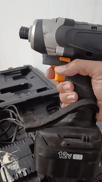 Máy khoan pin 12V Đen. Mua bán Đồ chuyên dụng, Giống nuôi trồng tại Huyện Tam Nông Đồng Tháp được đăng bởi Trí Trí hình 1