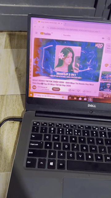 Dell Inspiron 7460 i5 Bạc 4GB. Mua bán Laptop tại Quận Bình Thuỷ Cần Thơ được đăng bởi Hường mobile hình 1