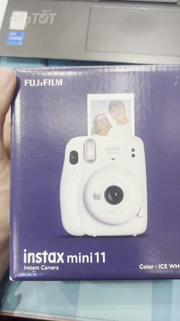 Máy ảnh Fujifilm Instax Mini 11 Trắng. Mua bán Máy ảnh, Máy quay tại Quận 7 Tp Hồ Chí Minh được đăng bởi Bắp Ngô hình 1