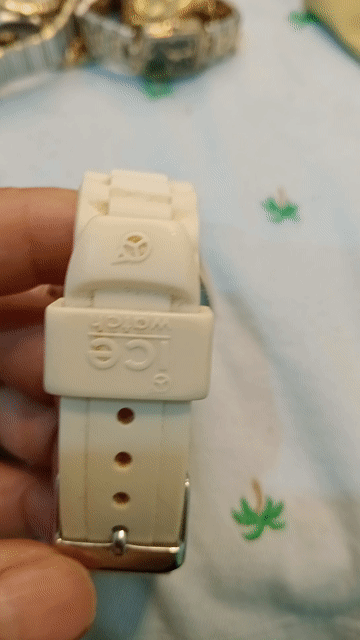 Đồng hồ Ice Watch Unisex Trắng. Mua bán Đồng hồ tại Thành phố Bà Rịa Bà Rịa - Vũng Tàu được đăng bởi Năm phong hình 1