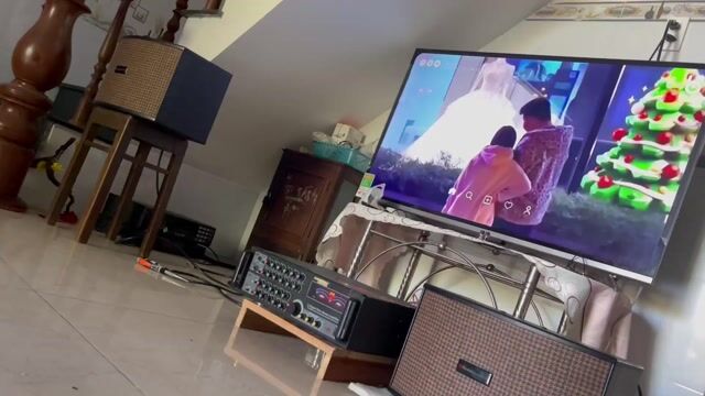 Âm ly bị hư nên thanh lí toàn bộ. Mua bán Tivi, Âm thanh tại Thành phố Qui Nhơn Bình Định được đăng bởi Tỉnh Nguyễn hình 1