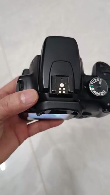 Máy ảnh Canon 400D. Mua bán Máy ảnh, Máy quay tại Quận Ba Đình Hà Nội được đăng bởi Hieu hình 1