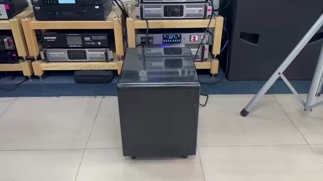 Loa siêu trầm Bass 30 cm AM-1200  cũ. Mua bán Tivi, Âm thanh tại Quận Bình Thạnh Tp Hồ Chí Minh được đăng bởi Quang hình 1