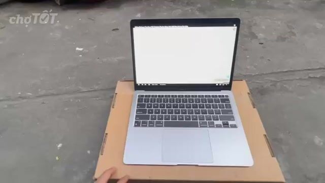 Apple MacBook Air M1 13.3 inch 8GB/128GB Xám. Mua bán Laptop tại Quận 3 Tp Hồ Chí Minh được đăng bởi Tèo hình 2