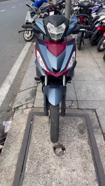 Honda Winner 2018 Đỏ Xám Đã sử dụng. Mua bán Xe máy tại Quận Tân Phú Tp Hồ Chí Minh được đăng bởi Tuanduy hình 1