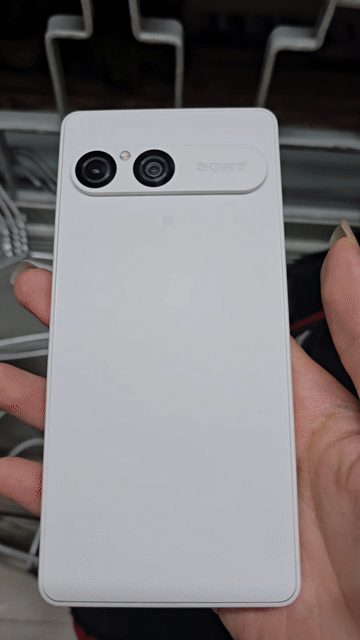 Sony Xperia 10 Mark VII Trắng Đã sử dụng. Mua bán Điện thoại tại Quận 10 Tp Hồ Chí Minh được đăng bởi tran quân  hình 1