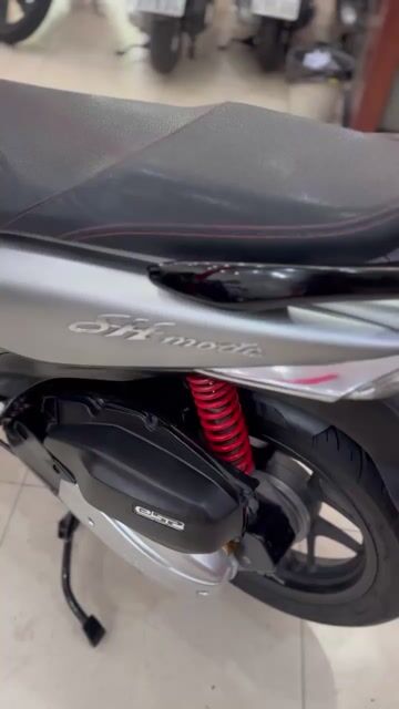 Honda SH Mode 2017 Bạc Xám.BSTP.Xe đep giá chuẩn. Mua bán Xe máy tại Quận 6 Tp Hồ Chí Minh được đăng bởi Cửa Hàng Xe Máy Hoà Bùi hình 1