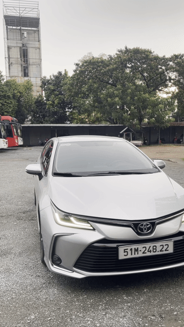 Toyota Corolla Altis 2022 1.8G 42.000km Bạc. Mua bán Ô tô tại Quận Tân Phú Tp Hồ Chí Minh được đăng bởi Lê Tấn Dũ hình 1