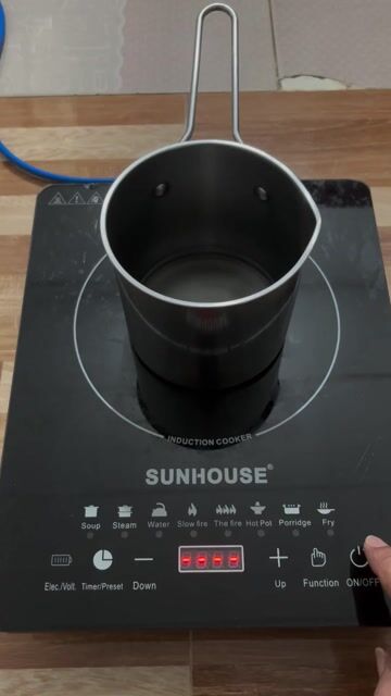 Bếp từ SUNHOUSE Kính cường lực Đen. Mua bán Bếp, lò, đồ điện nhà bếp tại Quận Liên Chiểu Đà Nẵng được đăng bởi Quang Tiến hình 1