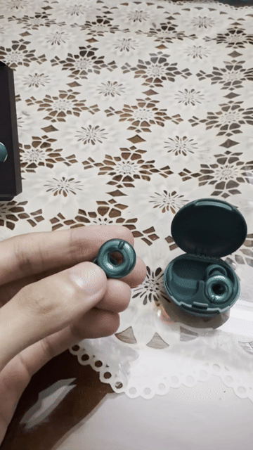 Nút bịt tai Loop Switch 2 Emerald. Mua bán Phụ kiện thời trang khác tại Quận Sơn Trà Đà Nẵng được đăng bởi Phú Nguyễn hình 1