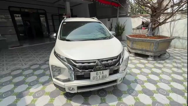 Mitsubishi Xpander Cross 2020 Trắng. Mua bán Ô tô tại Thị xã Tân Uyên Bình Dương được đăng bởi Nguyễn Trung Hậu hình 1