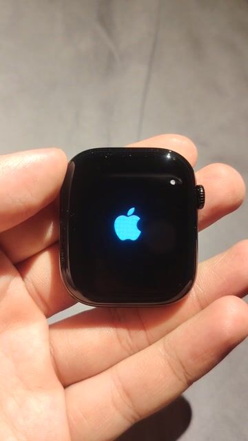 Apple Watch Series 10 46mm Đen đã qua sử dụng. Mua bán Thiết bị đeo thông minh tại Quận 10 Tp Hồ Chí Minh được đăng bởi nth Harward_ hình 1