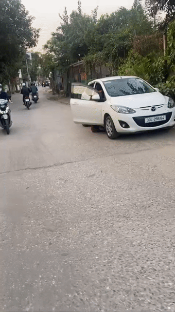 Mazda 2 2013 Trắng 110000 km. Mua bán Ô tô tại Huyện Đông Anh Hà Nội được đăng bởi lương thanh tùng hình 1