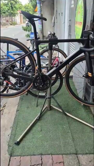 Xe đạp đua Nesto Wolf Carbon Đen. Mua bán Xe đạp tại Huyện Hóc Môn Tp Hồ Chí Minh được đăng bởi MR RÔ hình 1