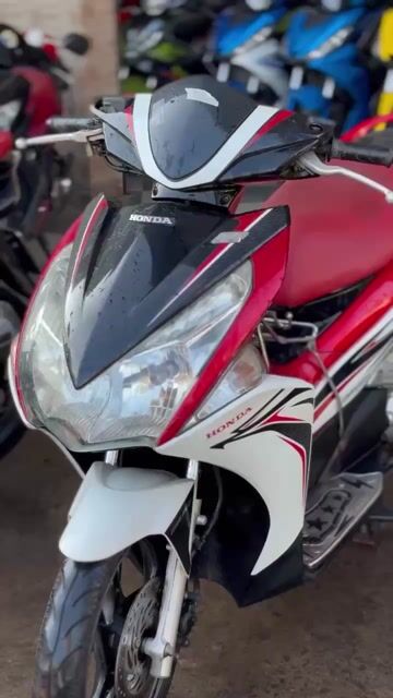 Honda Air Blade Fi 110 2011 Đỏ. Mua bán Xe máy tại Huyện Trảng Bom Đồng Nai được đăng bởi phương hình 1