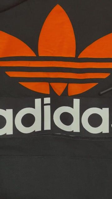 Áo hoodie Adidas Đen Vải mềm mại. Mua bán Quần áo tại Huyện Châu Thành Bến Tre được đăng bởi Vui Cả Ngày hình 1