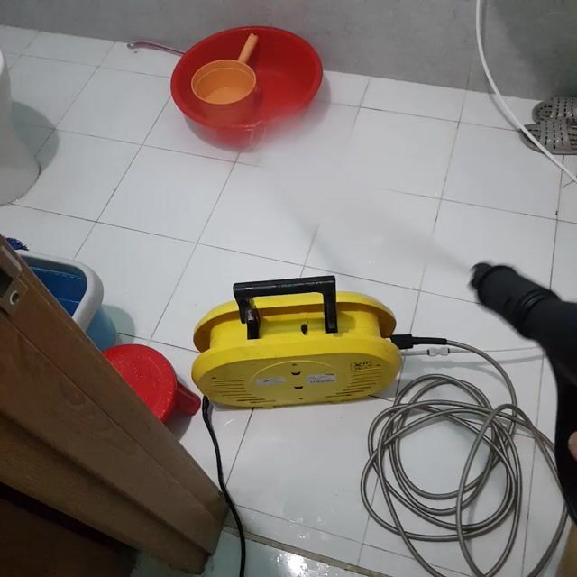 Máy rửa xe Karcher JTK25 nội địa Nhật.mạnh êm. Mua bán Đồ chuyên dụng, Giống nuôi trồng tại Quận Tân Bình Tp Hồ Chí Minh được đăng bởi xuyến nguyễn hình 1