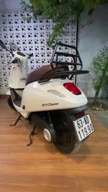 Xe Vinfast Evo200 - Màu Trắng. Mua bán Xe máy tại Thành phố Thủ Đức Tp Hồ Chí Minh được đăng bởi HippoHome hình 1