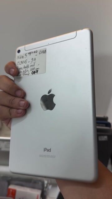 Apple iPad mini 5 64GB 5G Bạc Đã sử dụng. Mua bán Máy tính bảng tại Quận Tân Bình Tp Hồ Chí Minh được đăng bởi Tran Minh Anh hình 1