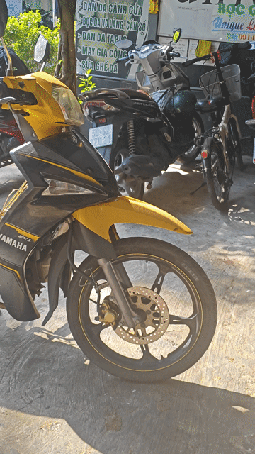Yamaha Sirius RC Vàng đen 70154 km. Mua bán Xe máy tại Quận 8 Tp Hồ Chí Minh được đăng bởi Võ hiếu hình 1