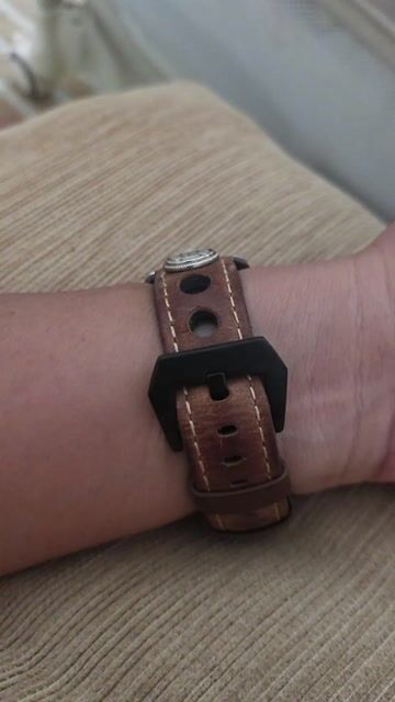 Đồng hồ IWC Schaffhausen Playboy Da nâu. Mua bán Đồng hồ tại Thành phố Phan Thiết Bình Thuận được đăng bởi Koviettimer  hình 1