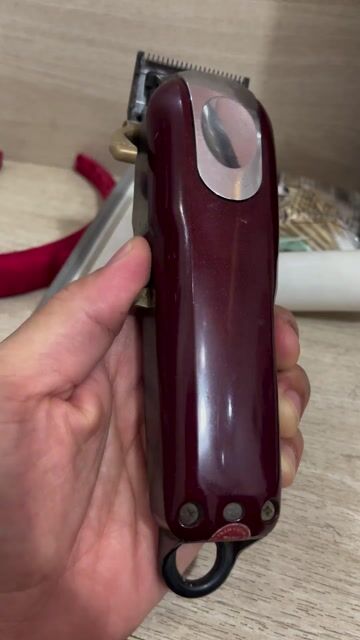 Tông đơ Wahl Magic Clip Đỏ đô muốn đổi chấn viền. Mua bán Nội thất, đồ gia dụng khác tại Huyện Đan Phượng Hà Nội được đăng bởi ahihi hình 1