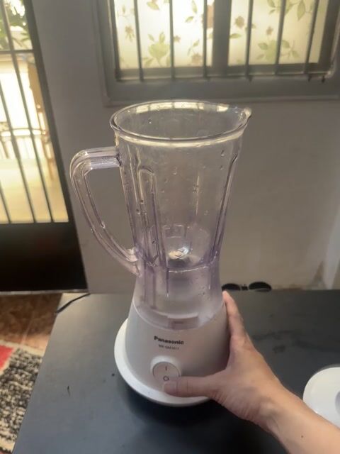 Máy xay sinh tố Panasonic MX-GM1011 Trắng. Mua bán Bếp, lò, đồ điện nhà bếp tại Quận Bình Thạnh Tp Hồ Chí Minh được đăng bởi Hoàng Vũ Nguyễn hình 1