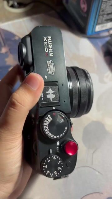 Máy ảnh Fujifilm X100VI Đen 48300 shots. Mua bán Máy ảnh, Máy quay tại Quận Nam Từ Liêm Hà Nội được đăng bởi Phạm Trang hình 1