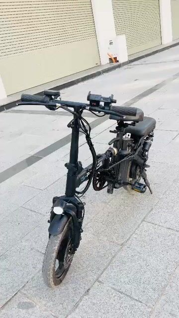 Xe đạp điện gấp màu Đen. Mua bán Xe điện tại Quận Nam Từ Liêm Hà Nội được đăng bởi Bùi Anh Dũng hình 1