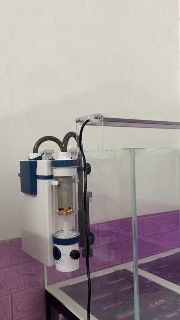 Đèn Thuỷ sinh  Week V600. Mua bán Đèn tại Quận 10 Tp Hồ Chí Minh được đăng bởi Nguyễn Thanh hình 1