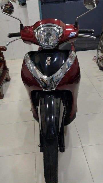 Honda SH Mode 2018 Đỏ 18000 km. Mua bán Xe máy tại Quận Bình Thạnh Tp Hồ Chí Minh được đăng bởi Nguyen anh tuan hình 1