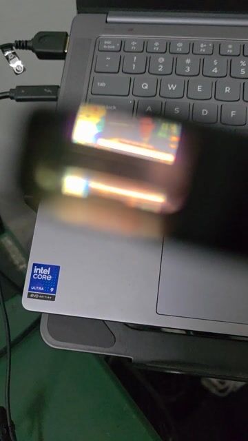 Kính thực tế ảo Đen HDMI. Mua bán Phụ kiện (Màn hình, Chuột...) tại Quận Ninh Kiều Cần Thơ được đăng bởi Nguyễn Toàn hình 1