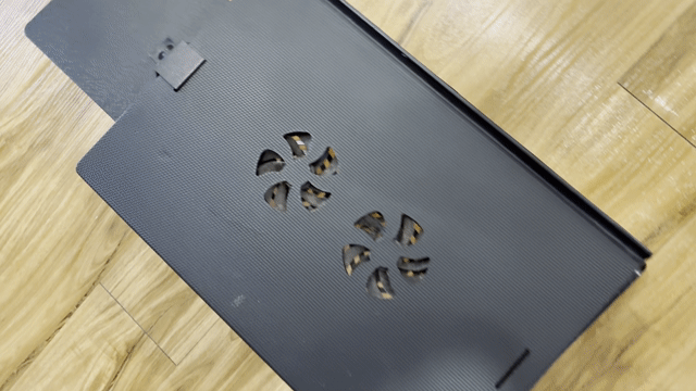 Bàn kê Laptop xách tay Mỹ, Chỉnh độ cao, tản nhiệt. Mua bán Bàn ghế tại Thành phố Thủ Đức Tp Hồ Chí Minh được đăng bởi Thao Hoang hình 1