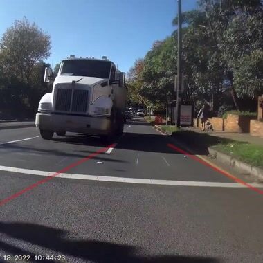Not that dangerous but still intimidating Shared on UpRide: Abused for being in the primary position