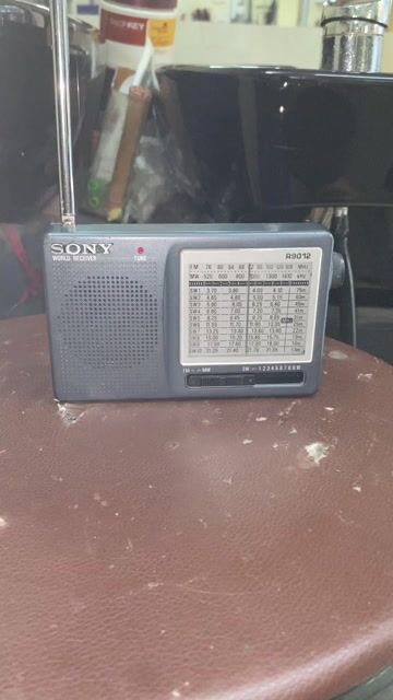 thanh lý đài radio sony Nhật zin đẹp nghe hay. Mua bán Tivi, Âm thanh tại Quận Thanh Xuân Hà Nội được đăng bởi Văn sỹ cắt tóc hình 1