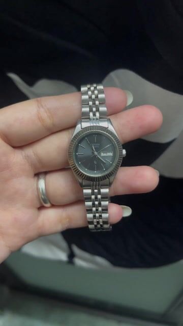 Đồng hồ Citizen Nữ 27mm form Ro authentic. Mua bán Đồng hồ tại Quận Gò Vấp Tp Hồ Chí Minh được đăng bởi Trân Đồng Hồ Chính Hãng 2hand hình 1