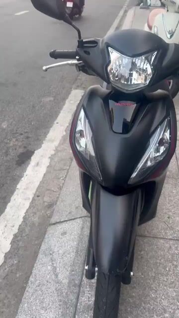 Honda Vision 2023 Cao cấp Đen. Mua bán Xe máy tại Quận Tân Phú Tp Hồ Chí Minh được đăng bởi Tuanduy hình 1