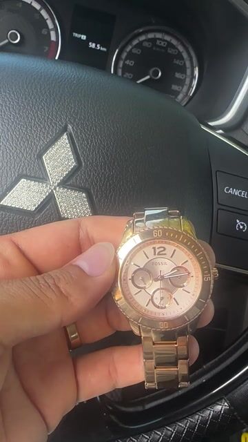 bán fossil mới được tặng. Mua bán Đồng hồ tại Huyện Tiên Lãng Hải Phòng được đăng bởi Phong Trần hình 1