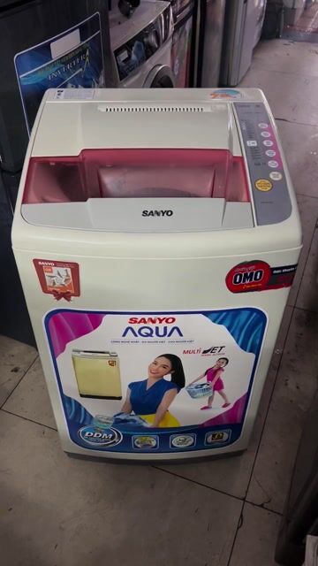 Máy giặt Sanyo 7kg Trắng tiết kiệm điện nước. Mua bán Máy giặt tại Quận 7 Tp Hồ Chí Minh được đăng bởi TH Điện lạnh giá rẻ siêu rẻ HCM hình 1