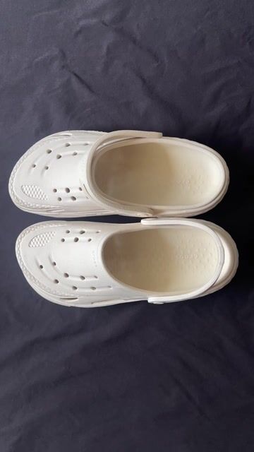 Dép Crocs Nam - Trắng Size 41 (M7). Mua bán Giày dép tại Quận Gò Vấp Tp Hồ Chí Minh được đăng bởi Hàng Hiệu Chính Hãng hình 1