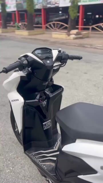 Honda Vario 125 2022 Trắng Đen. Mua bán Xe máy tại Quận 11 Tp Hồ Chí Minh được đăng bởi Hưng Từ hình 1
