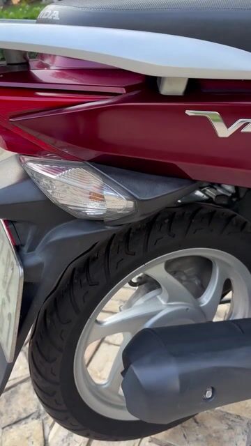 Honda Vision Fi màu Đỏ. Mua bán Xe máy tại Quận Tân Phú Tp Hồ Chí Minh được đăng bởi Lê Trực hình 1