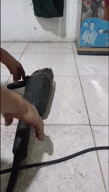 Máy mài góc Makita GA9020. Mua bán Đồ chuyên dụng, Giống nuôi trồng tại Huyện Gò Dầu Tây Ninh được đăng bởi Hảo hình 1