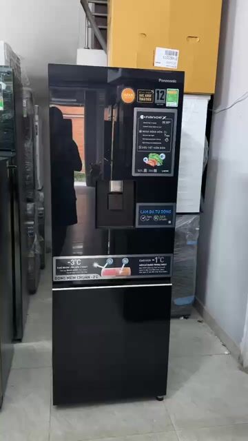 Tủ lạnh. Inverter 300 lít. PANASONIC. NR-BV331WGKV. Mua bán Tủ lạnh tại Quận 8 Tp Hồ Chí Minh được đăng bởi Trần Thiện Đạt hình 1