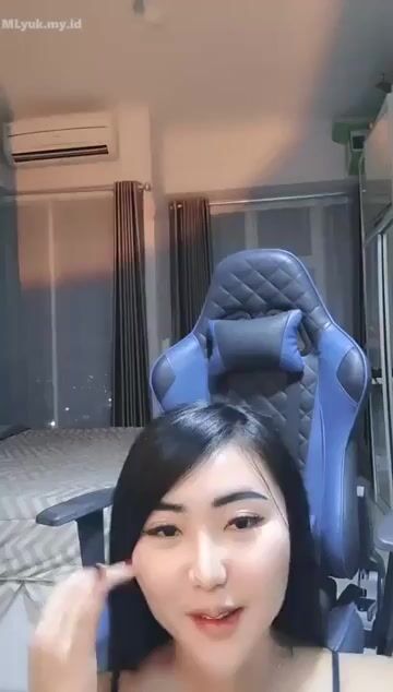 CD BH Chika Gemoy Mango Live