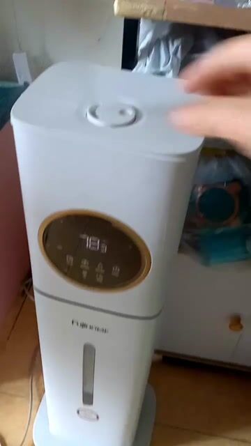 Máy tạo ẩm Fujihome HM09UV1 9 lít Khử khuẩn UV. Mua bán Nội thất, đồ gia dụng khác tại Thành phố Thủ Đức Tp Hồ Chí Minh được đăng bởi Thanh Cúc hình 1