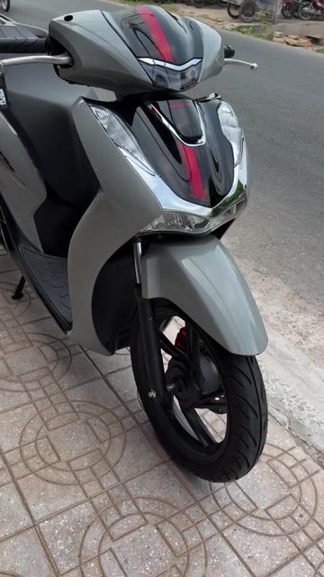 Honda SH 125i ABS 2023 3002 km Trắng. Mua bán Xe máy tại Huyện Chợ Mới An Giang được đăng bởi Nguyễn Duy Khang hình 1